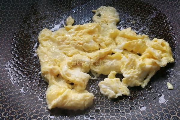 外婆菜大葱炒鸡蛋的做法图解5