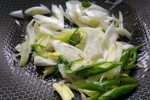 外婆菜大葱炒鸡蛋的做法图解6