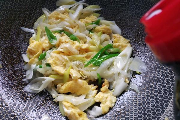 外婆菜大葱炒鸡蛋的做法图解9