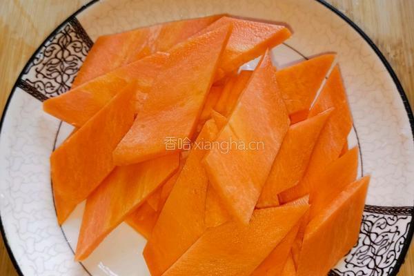 荷兰豆胡萝卜炒蛋的做法图解3