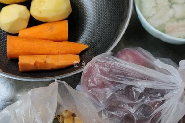 三汁焖锅的做法图解1