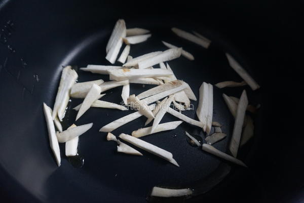 杏鲍菇炒乌塌菜的做法图解2