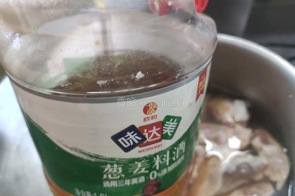 猪手焖萝卜的做法图解3