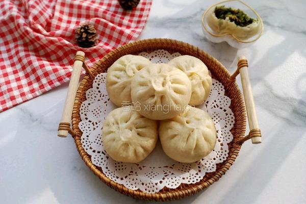 茴香鸡蛋馅包子