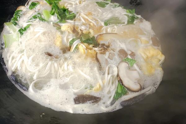 青菜鸡蛋汤面的做法图解9