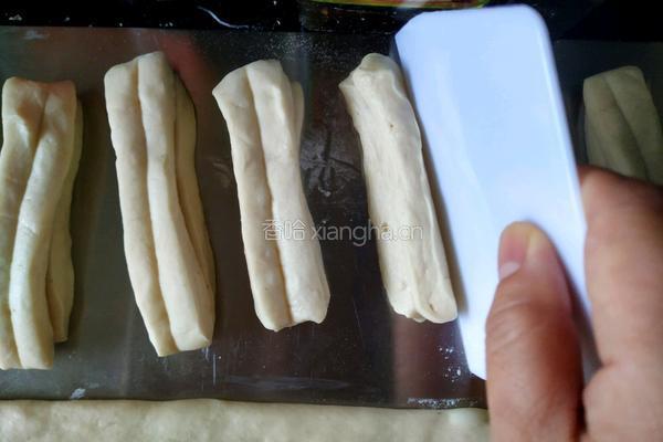 家庭版油条的做法图解11