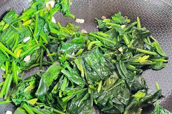 菠菜炒蛋的做法图解4