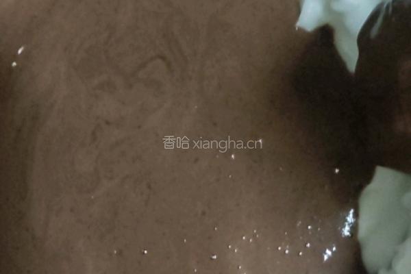 巧克力奶油蛋糕卷的做法图解8
