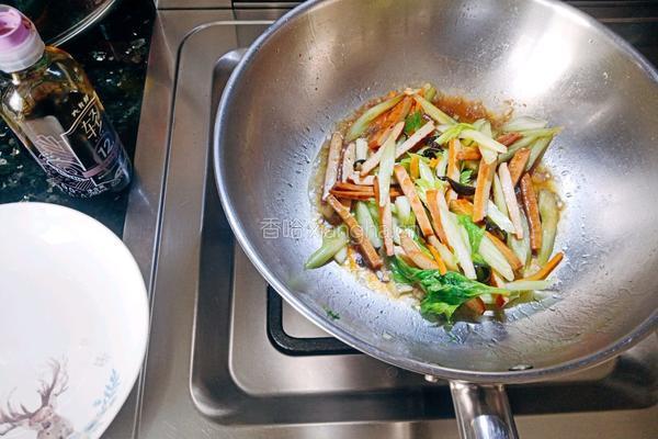 西芹炒香干的做法图解7