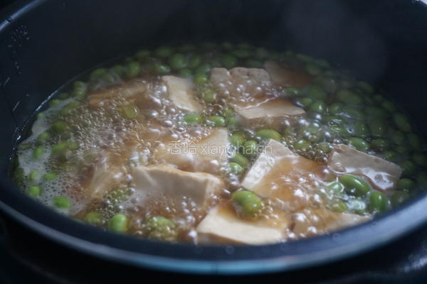 毛豆炖臭豆腐的做法图解6