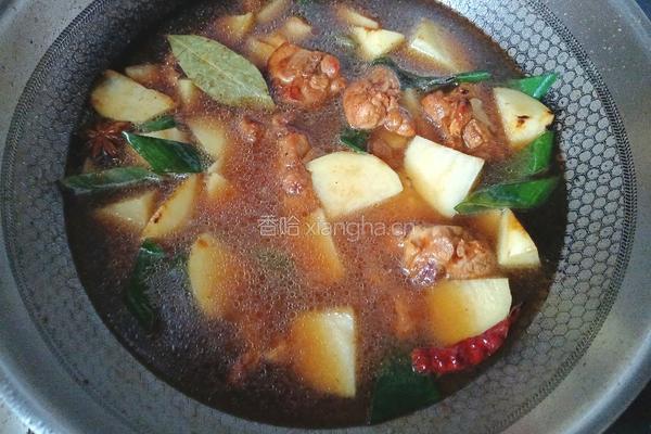土豆炖鸡块的做法图解10