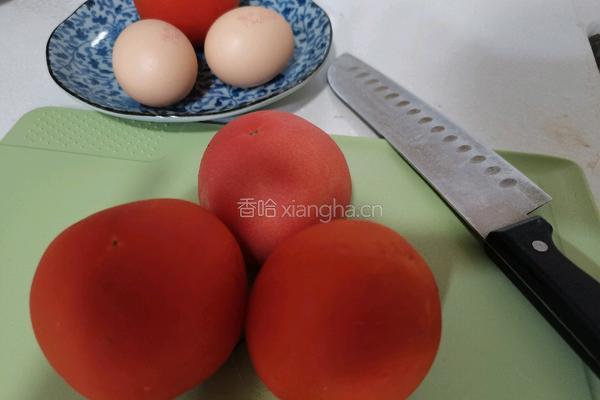 西红柿炒鸡蛋的做法图解1