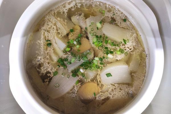 萝卜瘦肉汤的做法图解9