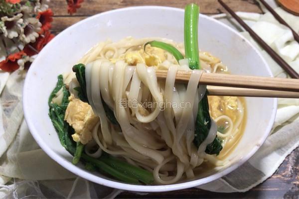 茼蒿鸡蛋汤面的做法图解9