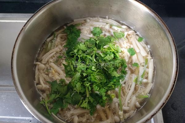 刷脂菌菇芙蓉蛋汤的做法图解11