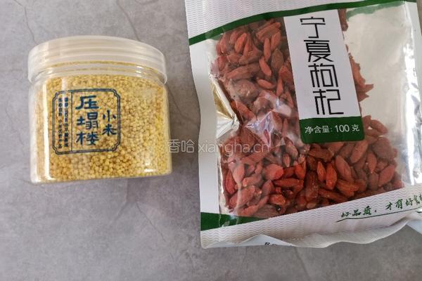 养胃山药小米粥的做法图解1