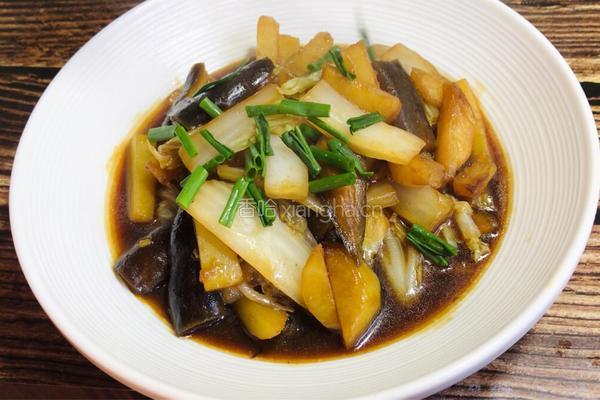 白菜茄子烧土豆的做法图解9