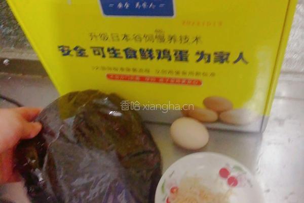 蛋花紫菜汤的做法图解1
