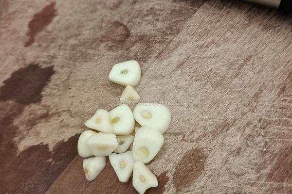 炒酸笋的做法图解2