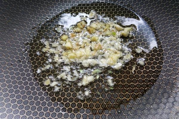 肉末茄子的做法图解3