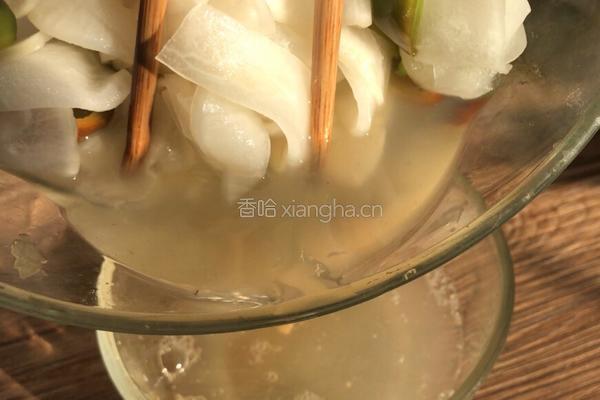 枸杞甜椒拌萝卜的做法图解7