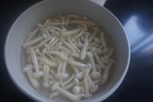 椒香白玉豆腐羹的做法图解3