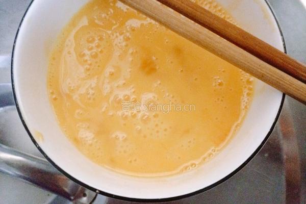 酱油蛋炒饭的做法图解2