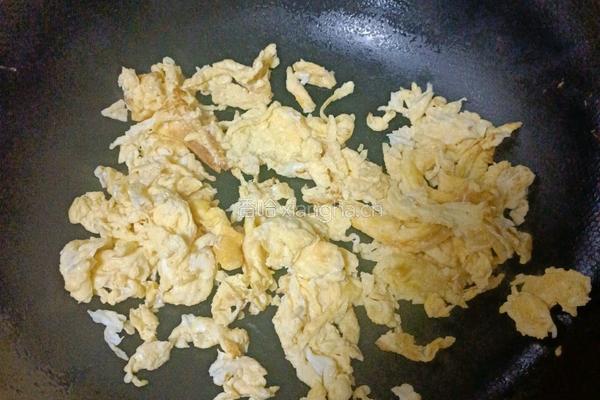 酱油蛋炒饭的做法图解5