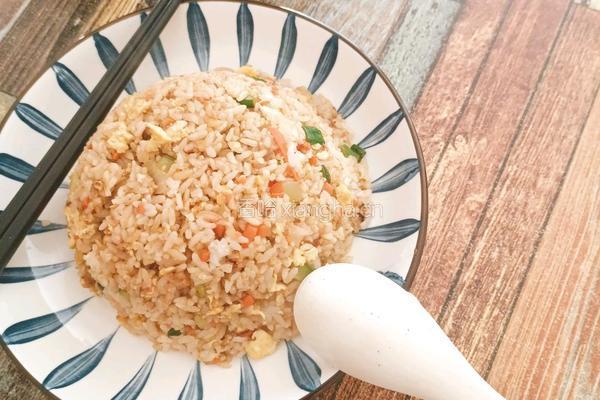 酱油蛋炒饭的做法图解9