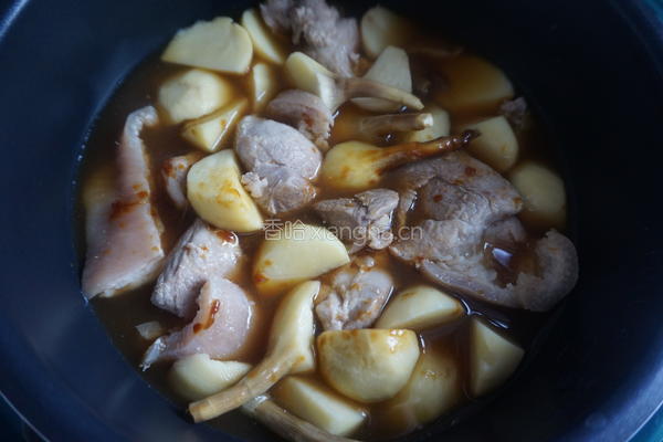 茨菇烧肉的做法图解12
