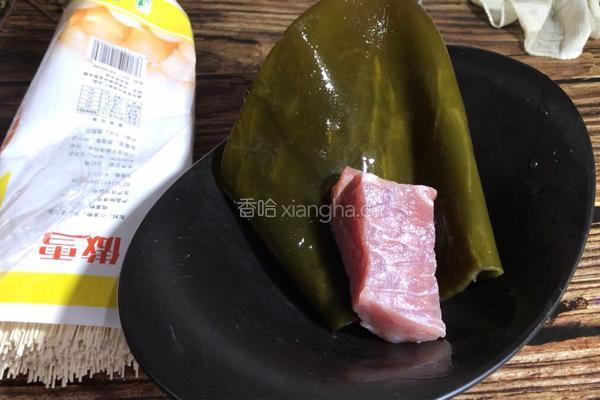 海带肉丝汤面的做法图解1