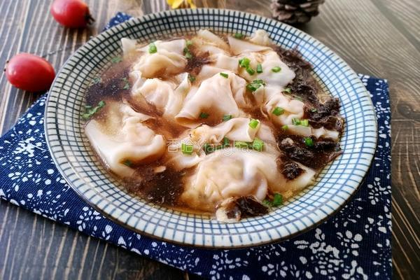香菇鲜肉馄饨的做法图解11
