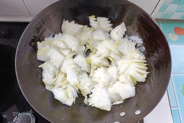 醋溜白菜的做法图解5