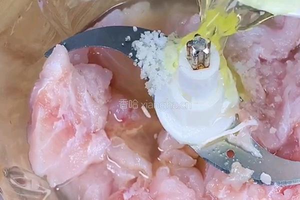 鲅鱼丸子汤的做法图解4