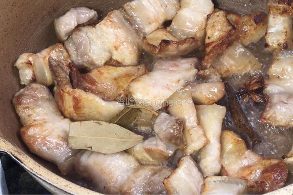 红烧肉炖莲藕的做法图解6