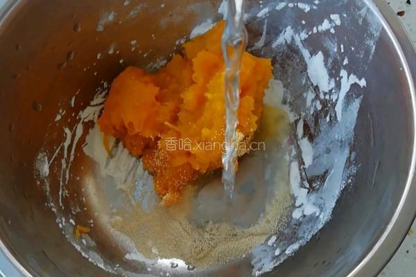 南瓜豆沙饼的做法图解4