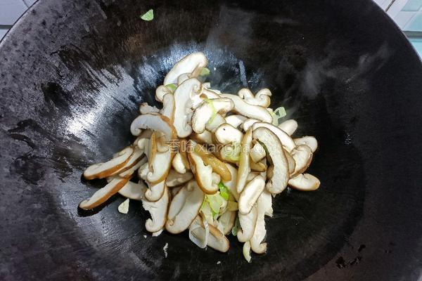 香菇油菜的做法图解7