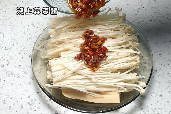 蒜蓉火腿金针菇的做法图解3