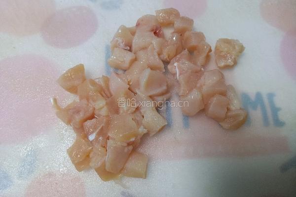 口蘑炒鸡胸肉的做法图解3
