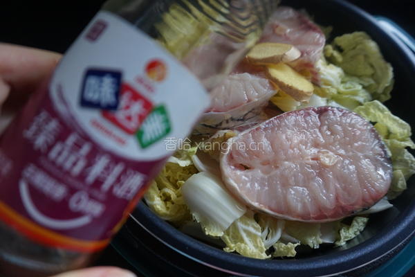 白菜炖青鱼的做法图解8