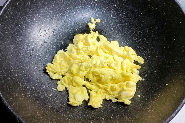 韭菜炒鸡蛋的做法图解8