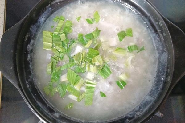 牛肉青菜砂锅粥的做法图解7