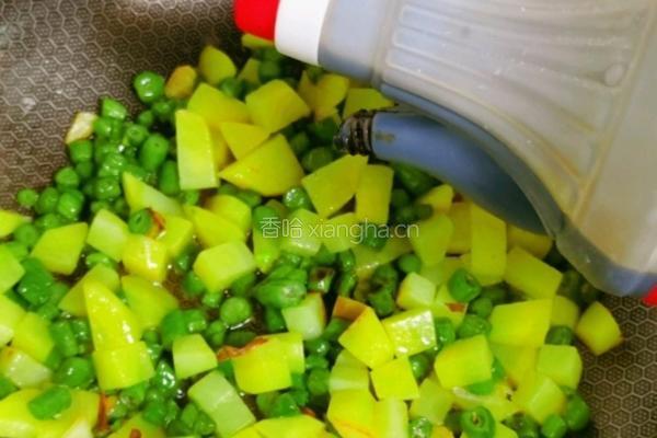 土豆豇豆角打卤面的做法图解6