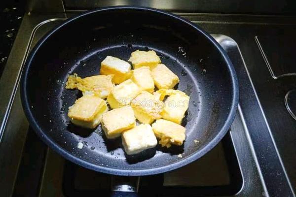 爆浆豆腐的做法图解6
