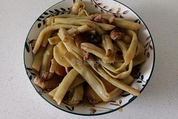 一锅出 土豆炖豆角烀饼