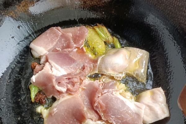 一锅出 土豆炖豆角烀饼的做法图解4