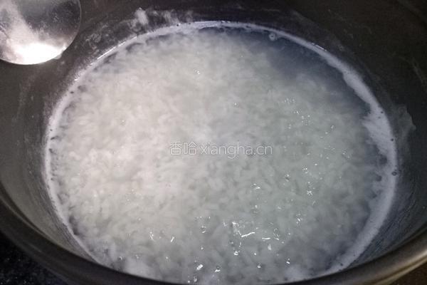 皮蛋青菜粥的做法图解4