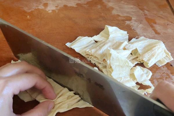 砂锅土豆粉的做法图解3