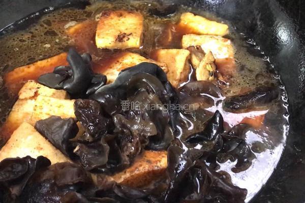 小白菜木耳烧豆腐的做法图解11