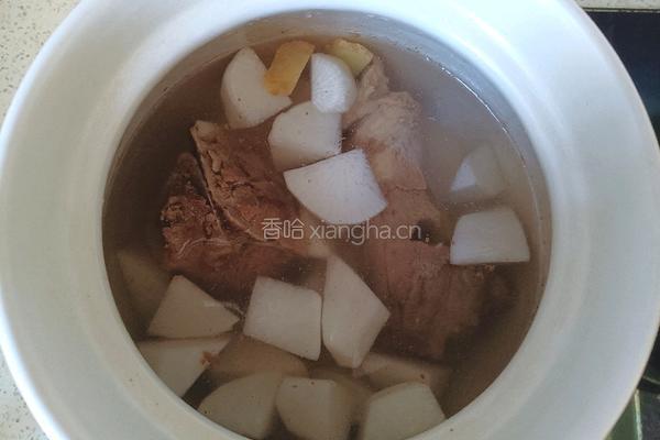 萝卜骨头汤的做法图解6